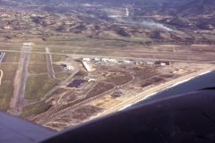 Vue de L'école 55S et de l'aéroport